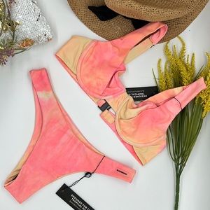 COPY - Brand new blackbough bikini set size medium